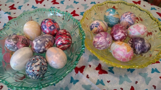 Residents made Easter Eggs with fabric.