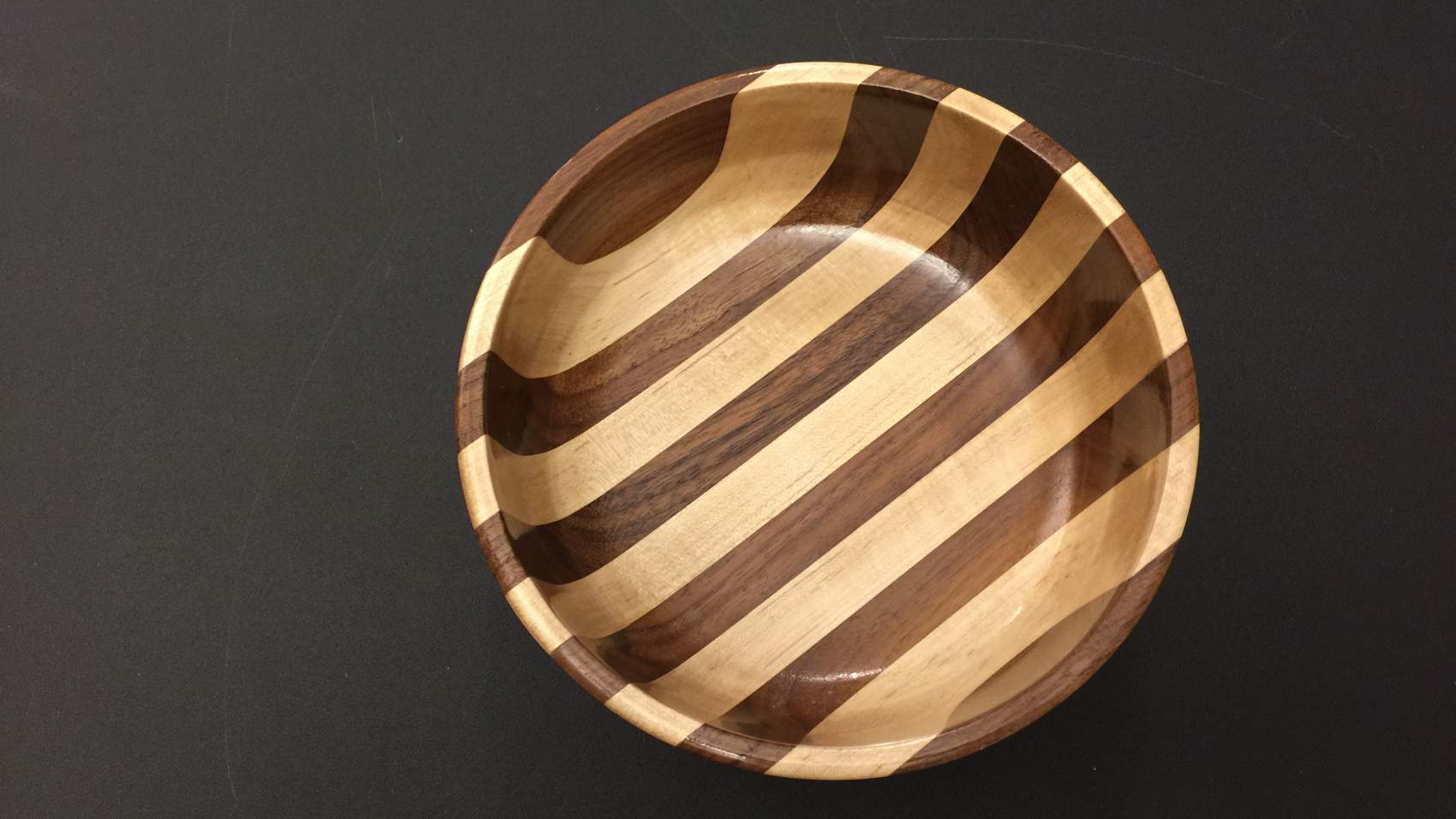 Maurice Cummings, “Laminated Walnut/Maple Bowl,” was first place amateur in Sculpture/3-D.